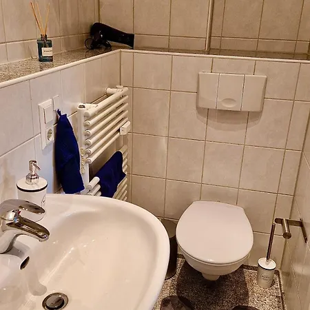 Zentral Gelegene Altbauwohnung In Detmold, Paulinchen Detmold