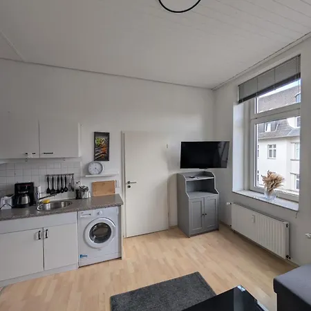 Zentral Gelegene Altbauwohnung In Detmold, Paulinchen * דטמולד