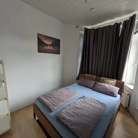 Zentral Gelegene Altbauwohnung In Detmold, Paulinchen Apartmán *