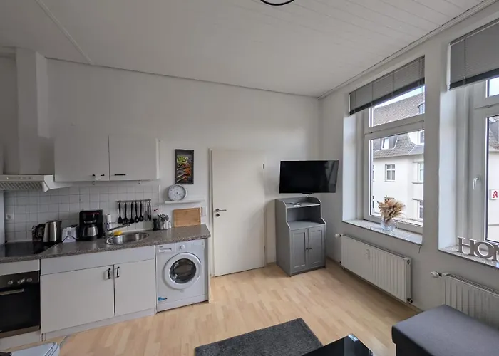 Zentral Gelegene Altbauwohnung In Detmold, Paulinchen * 代特莫尔德